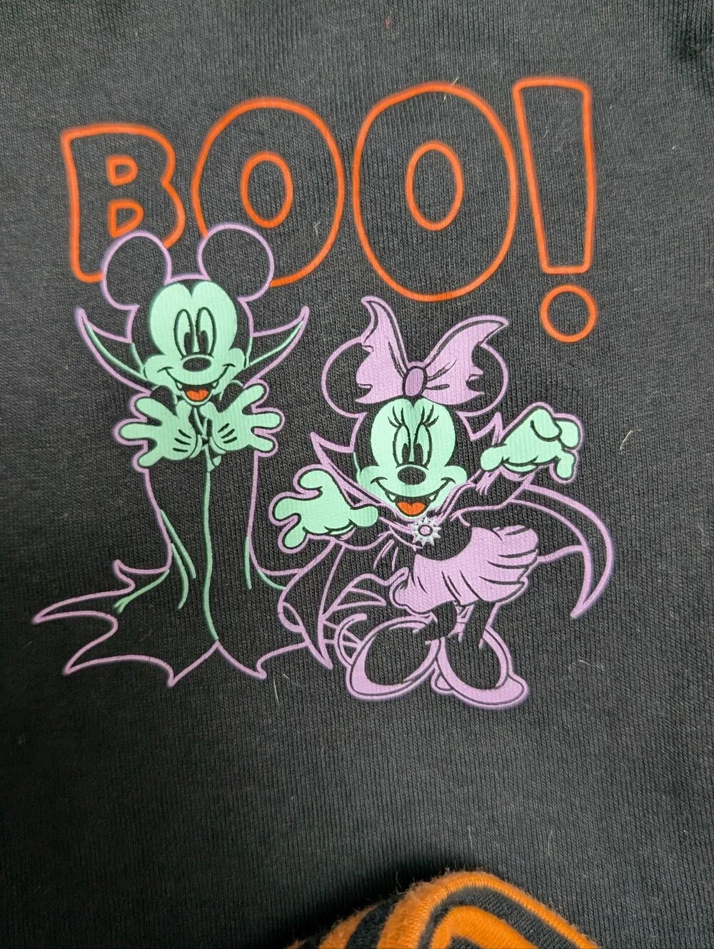 2/$12 Disney Mickey And  Minnie Mouse Halloween Set